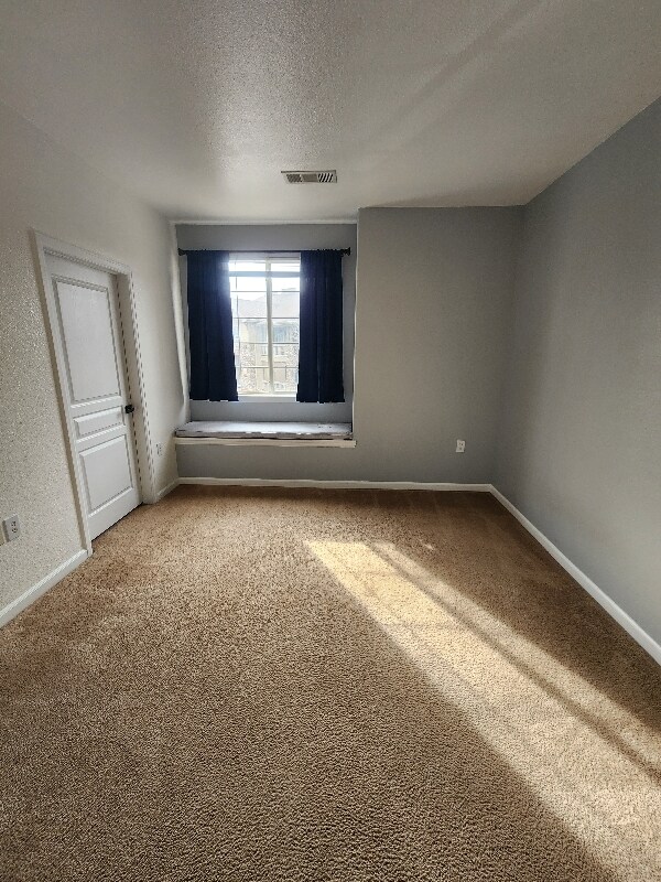 Building Photo - 10427 W Hampden Ave