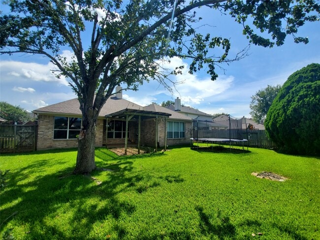 Building Photo - 7610 Broken Oak Ln