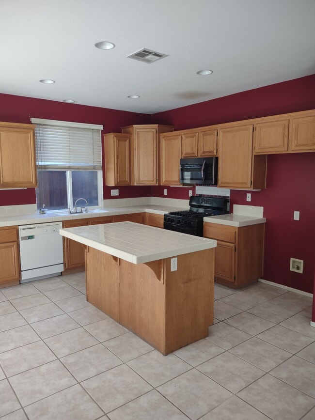 Building Photo - 40543 Chantemar Way