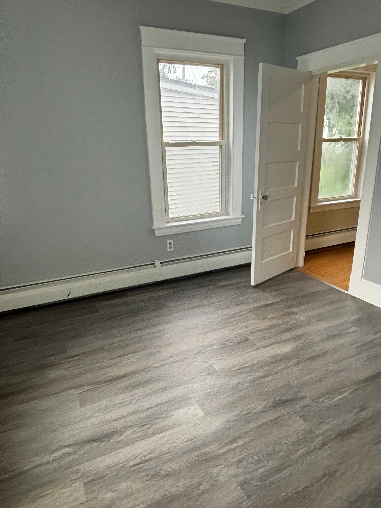 Building Photo - 14 Elm St