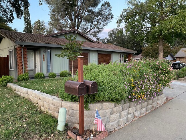 Building Photo - 8765 Brigham Way