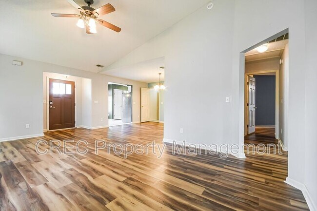 Building Photo - 207 Lynton Ct