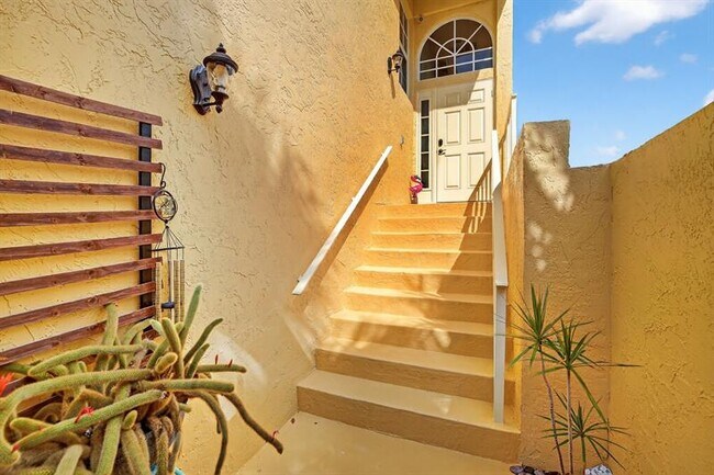 Building Photo - 2121 S Ocean Blvd