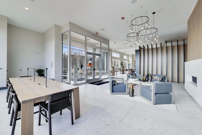 Building Photo - 5424 Old Orchard Rd