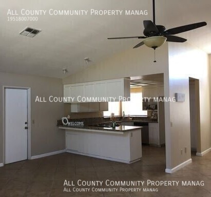 Building Photo - 3 Bed 2 Bath Home for Rent in Yucca Valley!