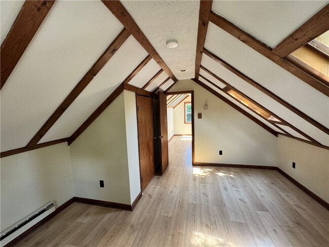 Building Photo - 345 Brewster St