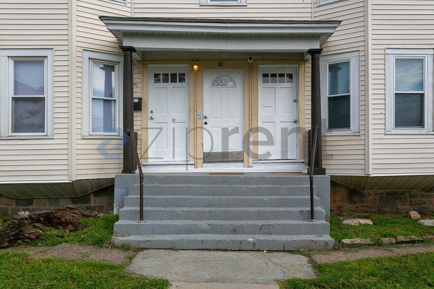 Building Photo - Unit 1L