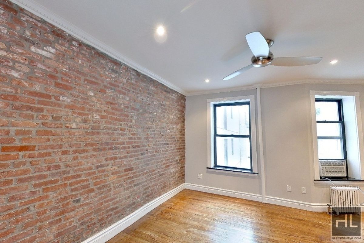 Building Photo - East 13th Street