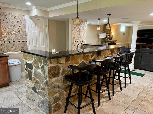 Building Photo - 204 Windham Dr