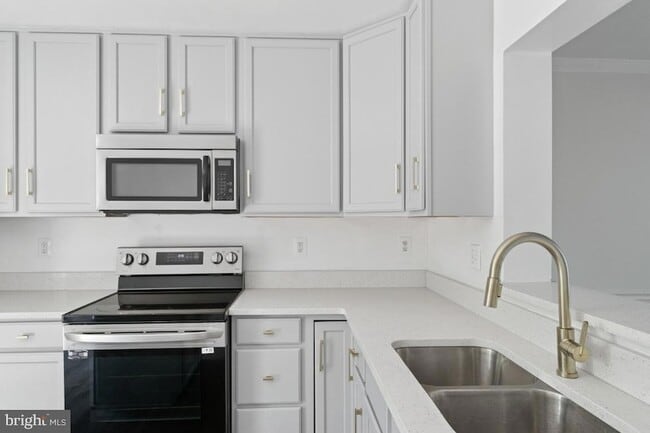 Building Photo - 1109 Pomelo Ct