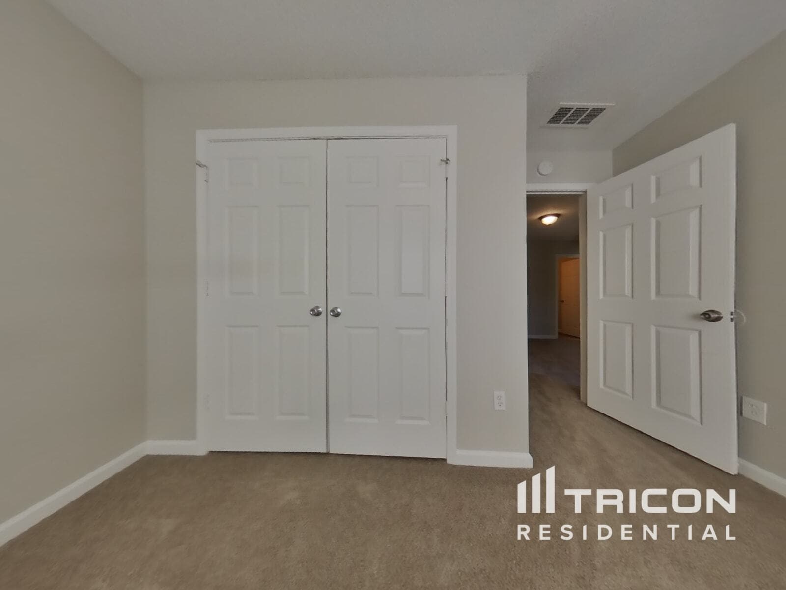 Building Photo - 5132 Meadows Lake Dr