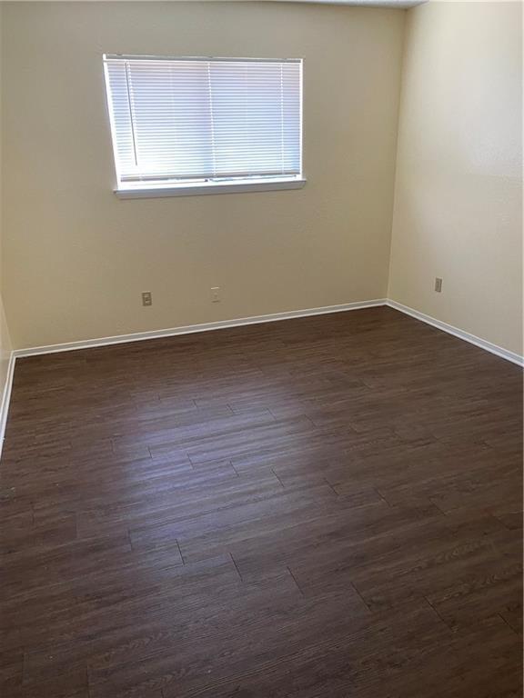 Building Photo - 1505 Latigo Trce