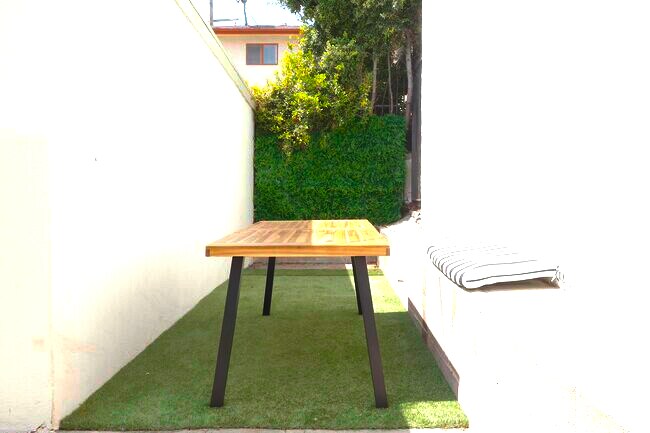 Building Photo - 1375 Keniston Ave