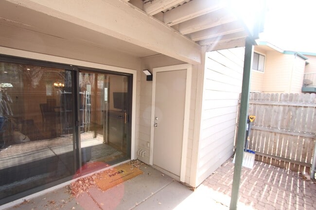 Building Photo - 3200 S Litzler Dr