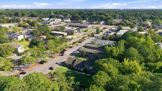 Building Photo - 126 Oakmont Dr