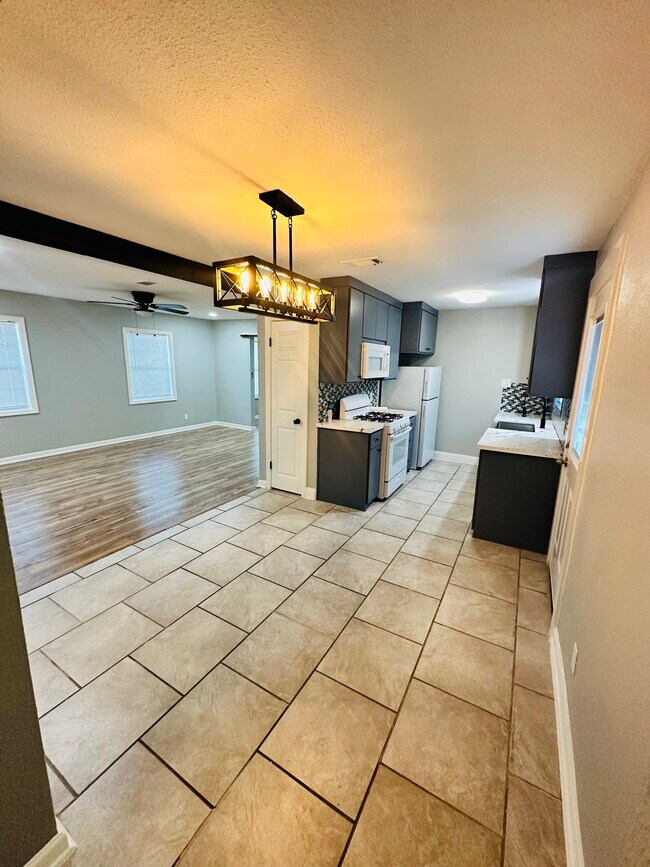 Building Photo - 4207 Madden Ln