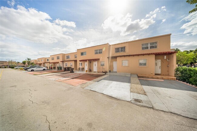 Building Photo - 1780 W 56th Terrace