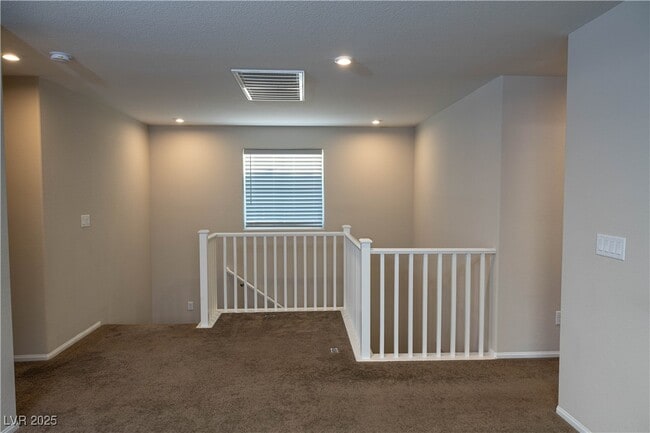 Building Photo - 10561 Sariah Skye Ave