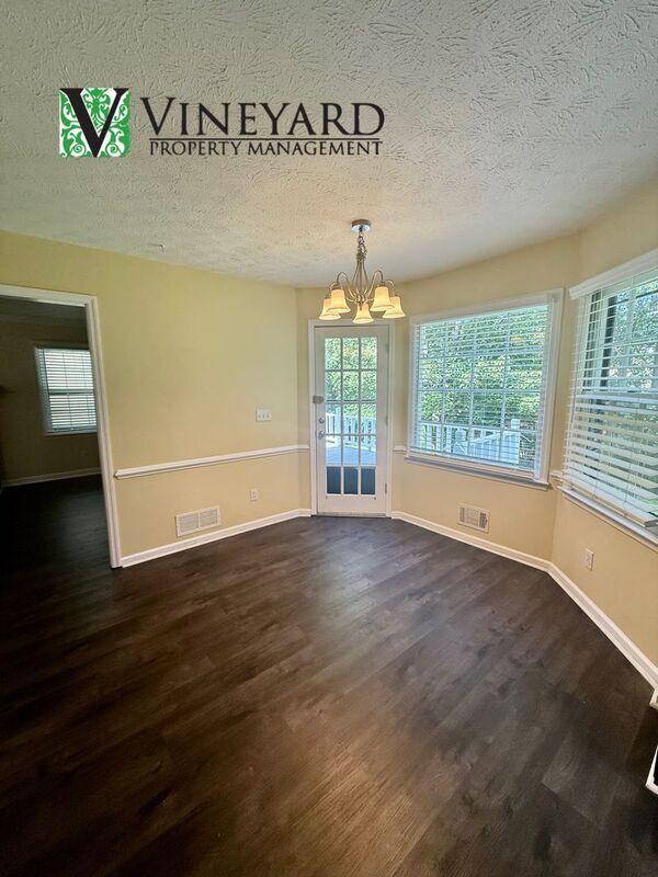 Building Photo - 4925 Falcon Wood Trace NE
