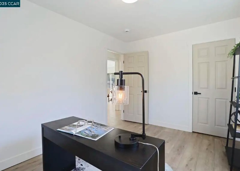 Building Photo - 4024 39th St