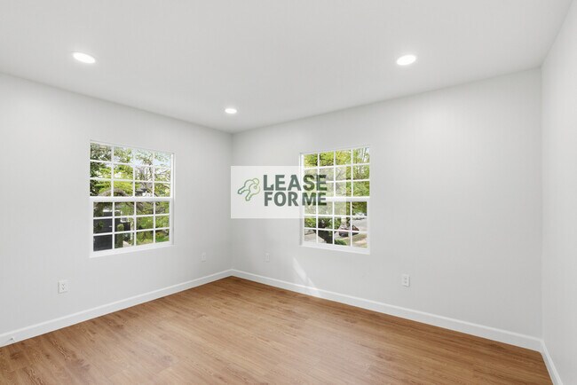 Building Photo - 5953 Guthrie Ave