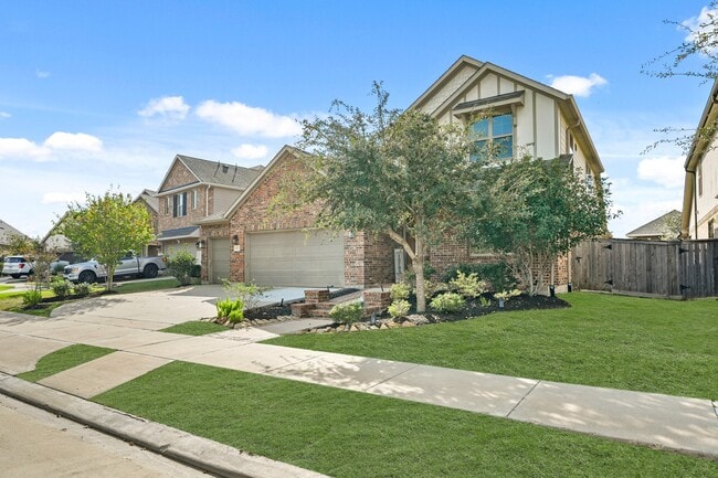 Building Photo - 15703 Monkey Rock Dr