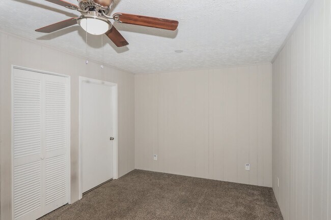 Building Photo - 1676 Hurley Cir