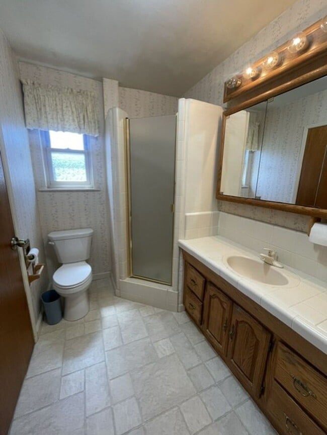 Building Photo - 860 Prospect Hgts
