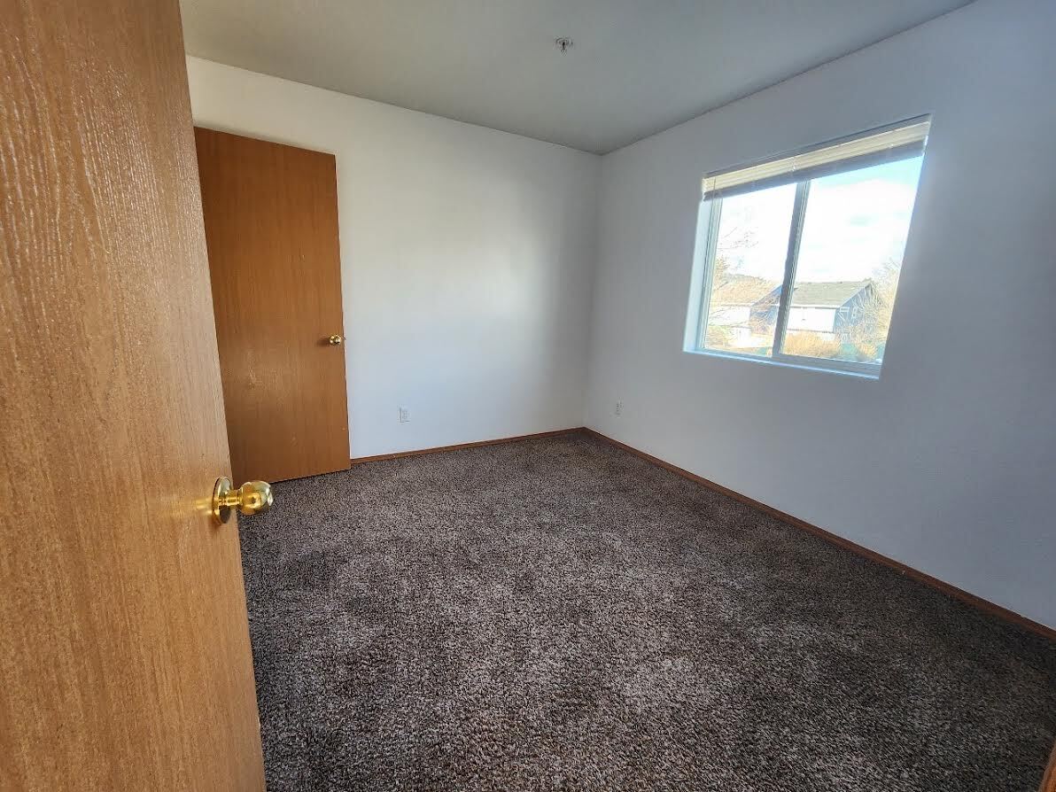 Building Photo - 311 N Handy St