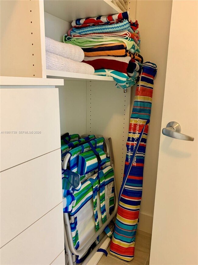 Building Photo - 16385 Biscayne Blvd