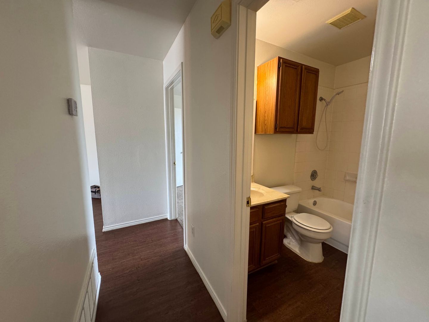 Building Photo - 1109 Horizon Dr