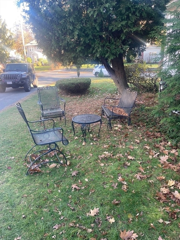 Building Photo - 26 Lawrence Rd