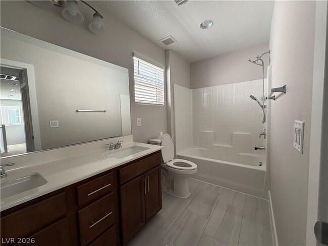 Building Photo - 4642 Engage St