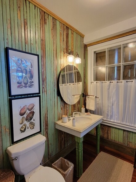 Half Bath - 700 Amelia St