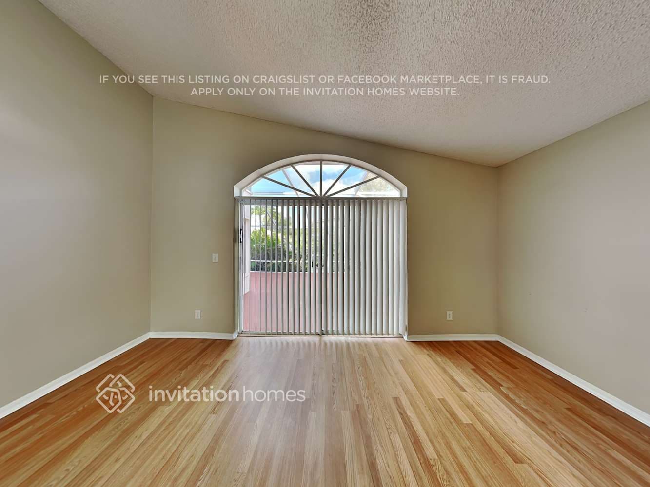 Building Photo - 2833 SW 183rd Ave
