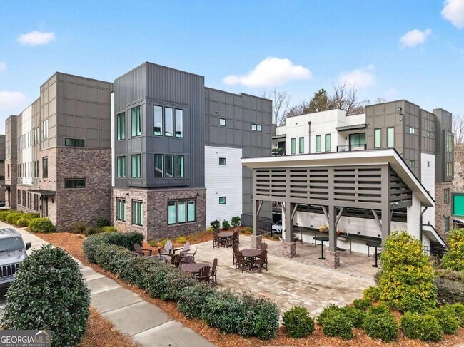 Building Photo - 377 Grant Cir SE