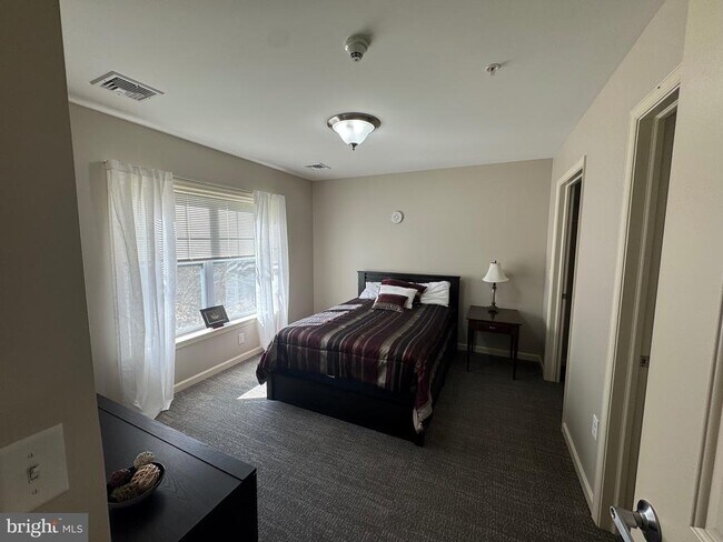 Building Photo - 6375 Chambersburg Rd