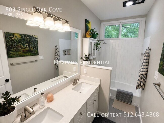 Building Photo - 803 Single Oak Cove