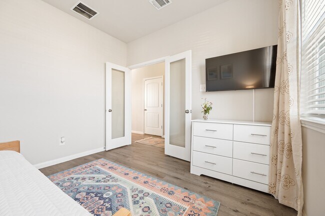 Building Photo - 24731 Allori Ct