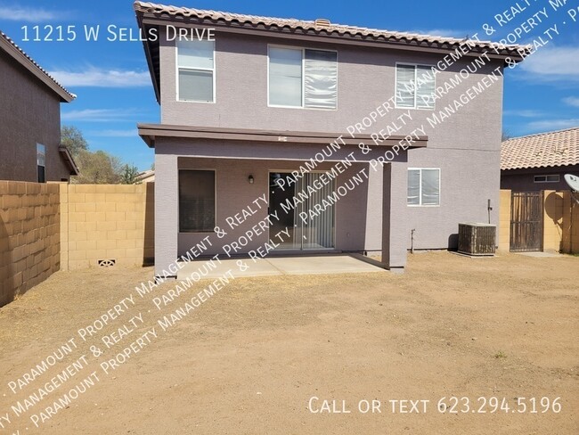 Building Photo - 4 Bed/2 Bath ready for immediate move in!