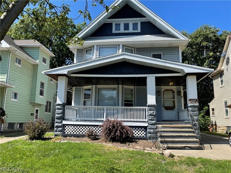Building Photo - 2088 W 101st St