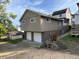 Building Photo - 103 Onyx St