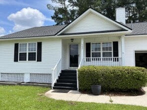 Building Photo - 509 Dolphin Dr
