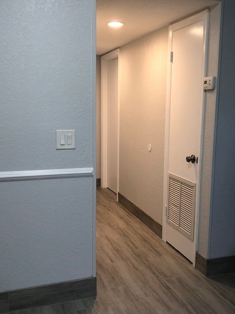 Building Photo - 1611 Green Ln