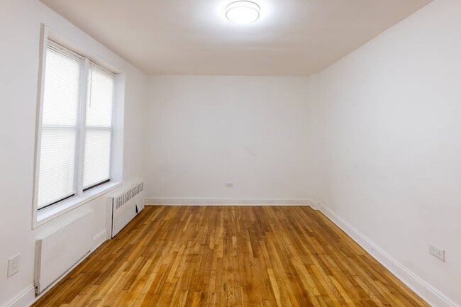 Building Photo - 131-11 Kew Gardens Rd