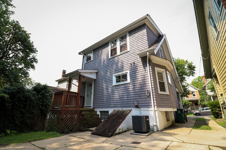 Building Photo - 2318 Moerlein Ave