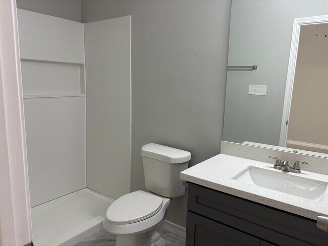 Building Photo - 3616 McDonell Ave