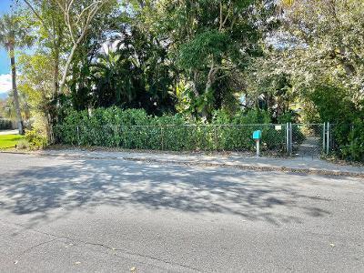 Building Photo - 705 N Palmway