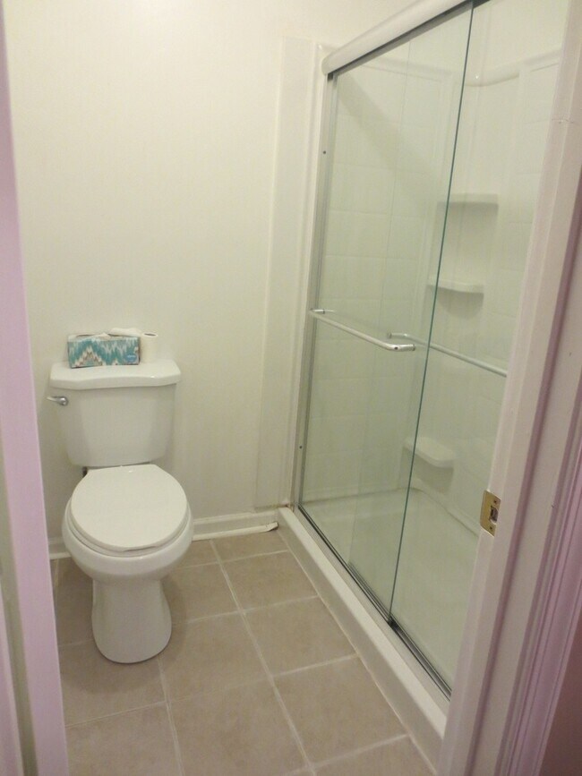Building Photo - 2 BR 2 BA Condo Lynnhaven Parkway & Princess Anne Road Virginia Beach