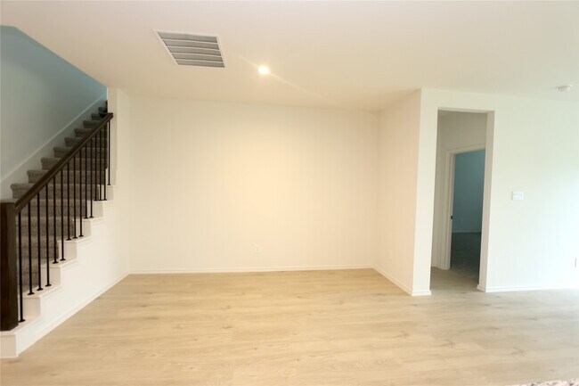 Building Photo - 1606 Cedar Pointe Ct